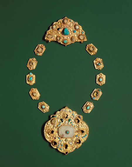 A necklace from Iran, circa 14th century